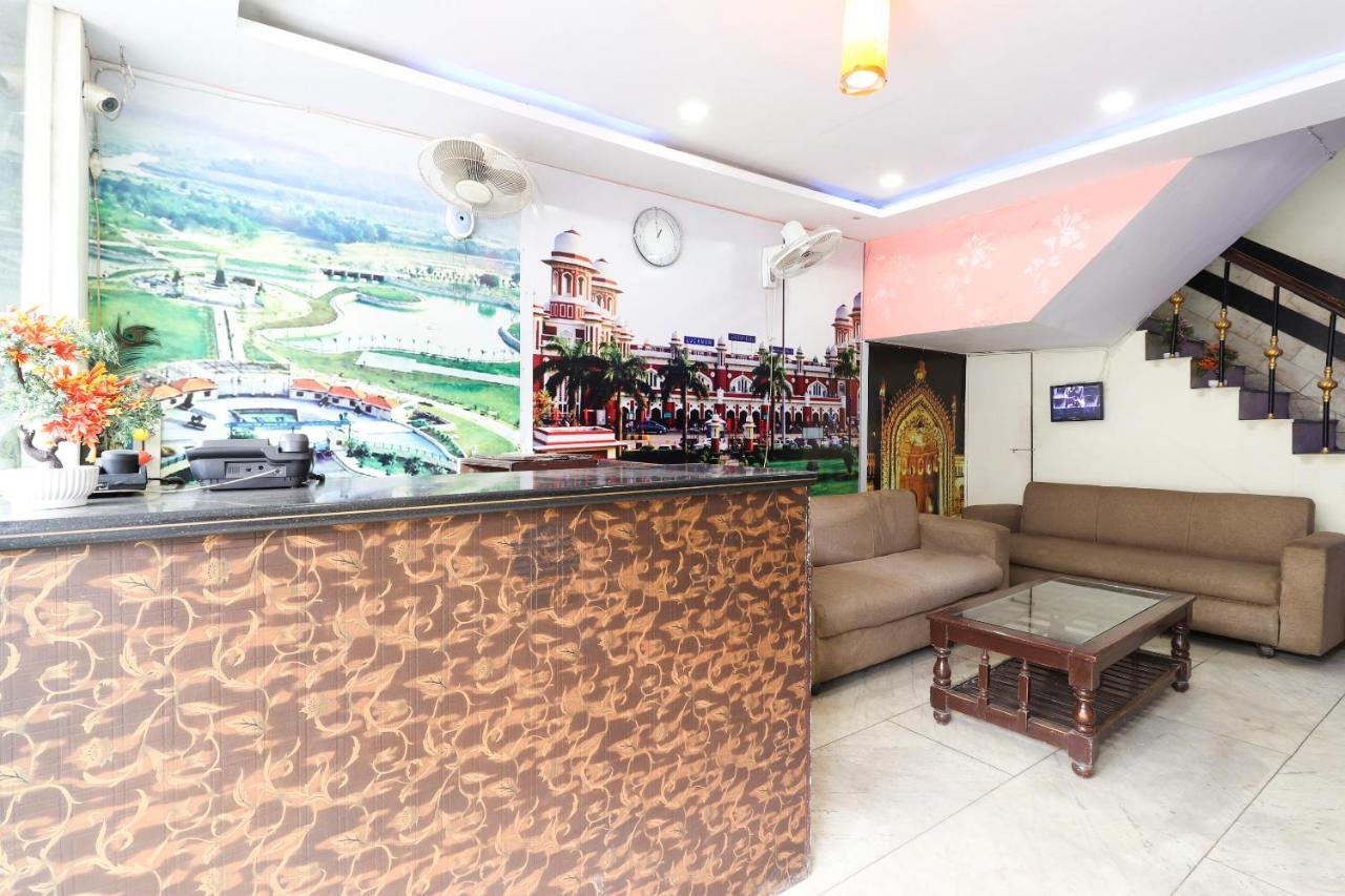 Oyo 40431 Hotel Amar Prem Lucknow Esterno foto
